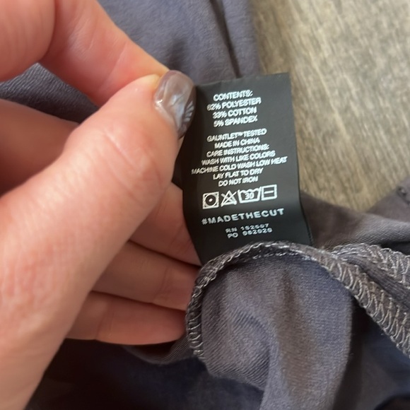 Cuts Clothing Shirt Gray Short Sleeve AO Split-Hem Tee Size Large Crew Neckline - Picture 6 of 8